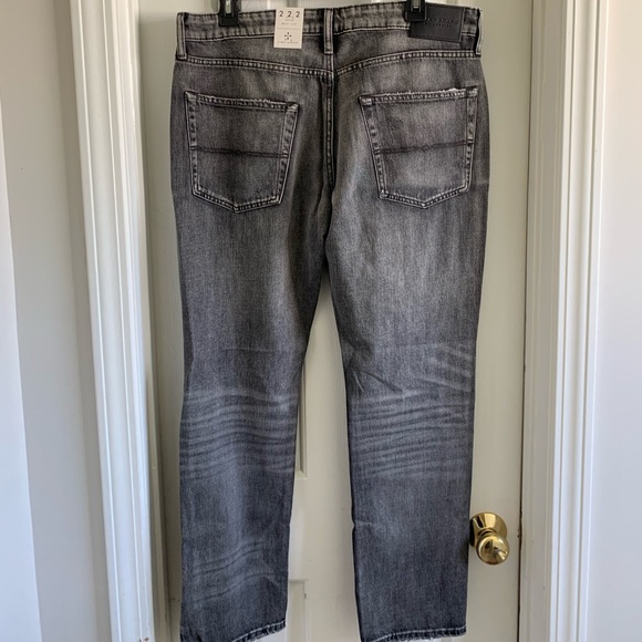 Lucky brand 222 tapered jeans - Picture 2 of 3